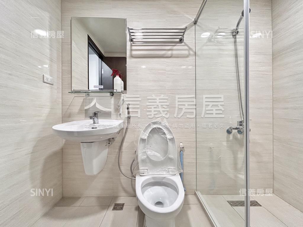 築成豐州兩房房屋室內格局與周邊環境