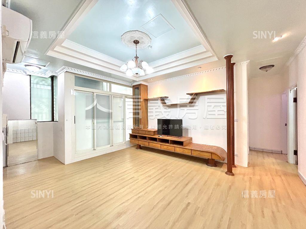 燙金西屯門牌近捷運美三房房屋室內格局與周邊環境