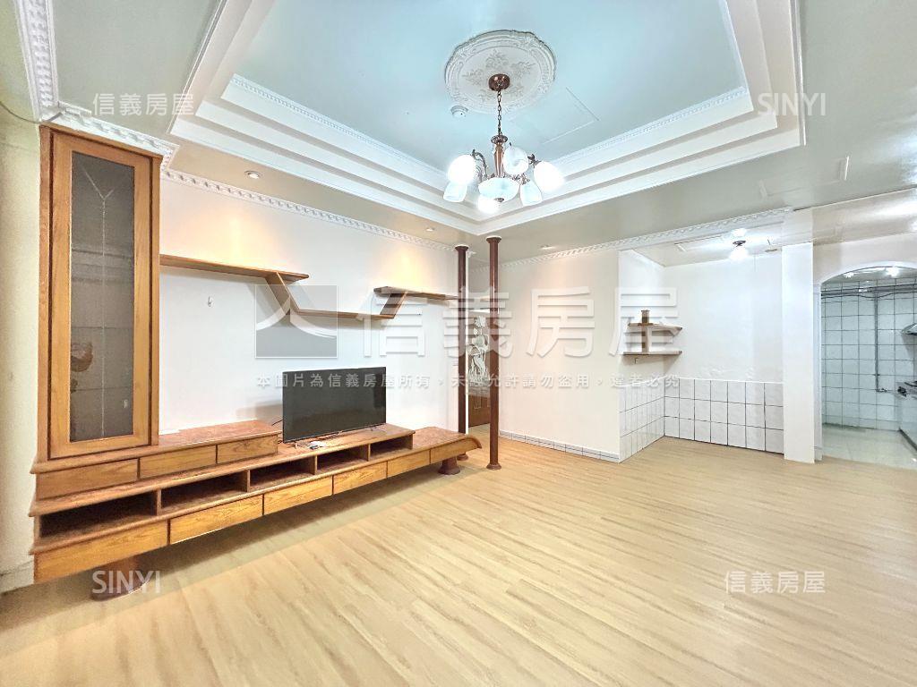 燙金西屯門牌近捷運美三房房屋室內格局與周邊環境