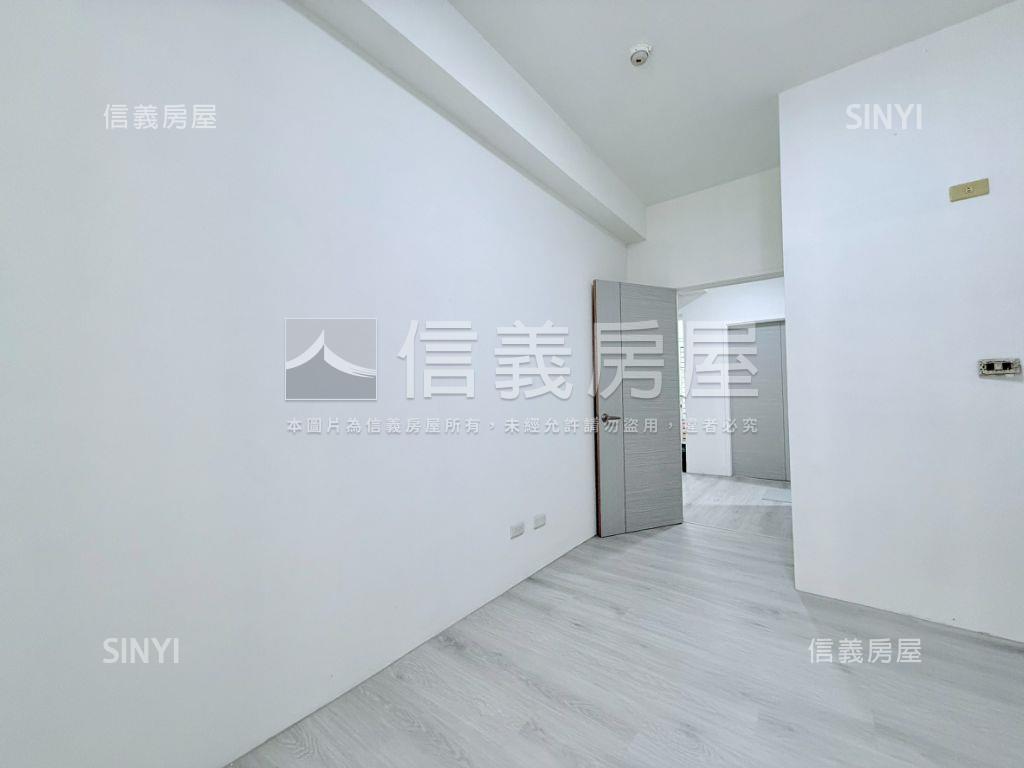 近精密科學園區三房車位房屋室內格局與周邊環境