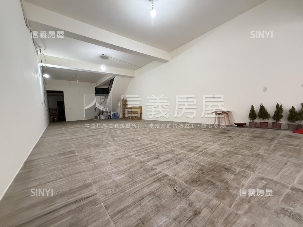 近小檜溪裝潢透天店面房屋室內格局與周邊環境