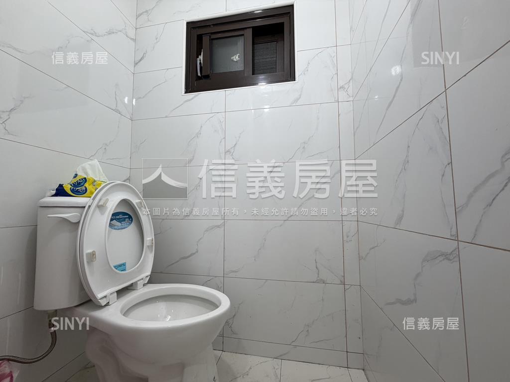 近小檜溪裝潢透天店面房屋室內格局與周邊環境