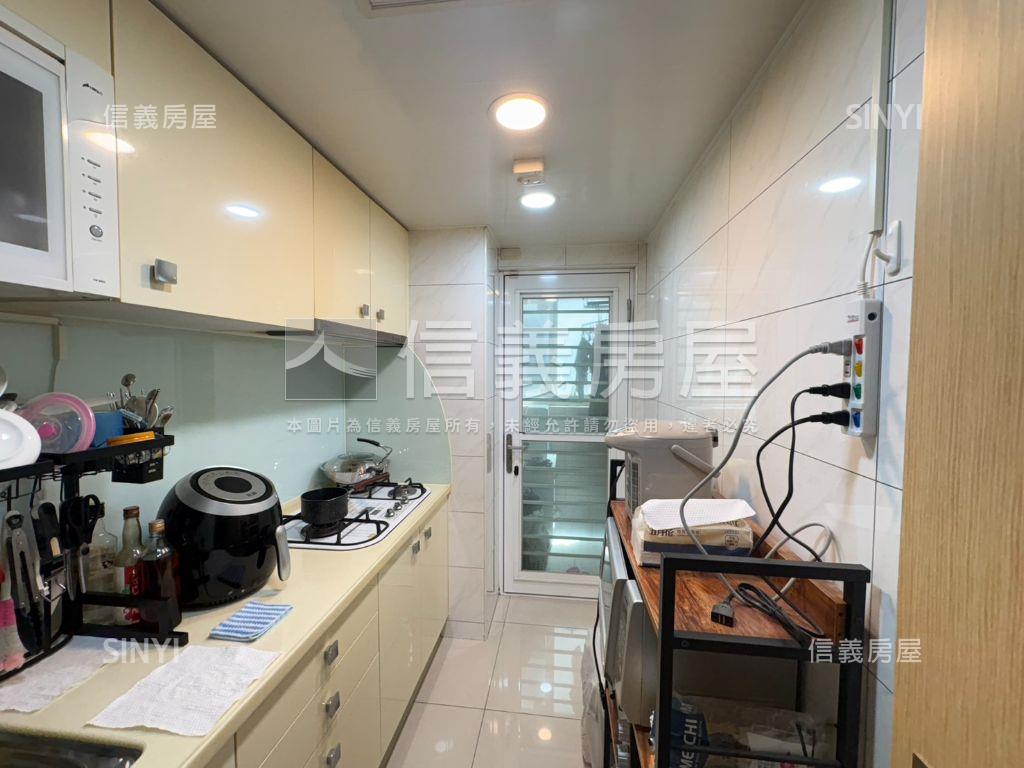 大有仰森溫馨美三房車位房屋室內格局與周邊環境