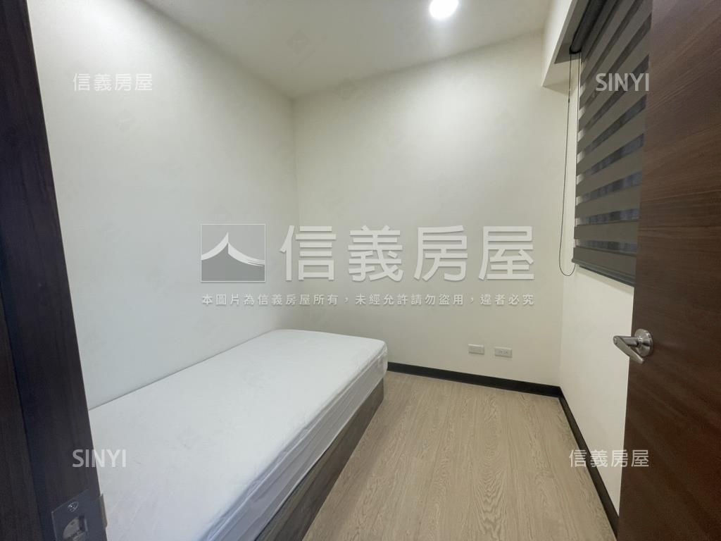 烏日高鐵特區高樓２房房屋室內格局與周邊環境