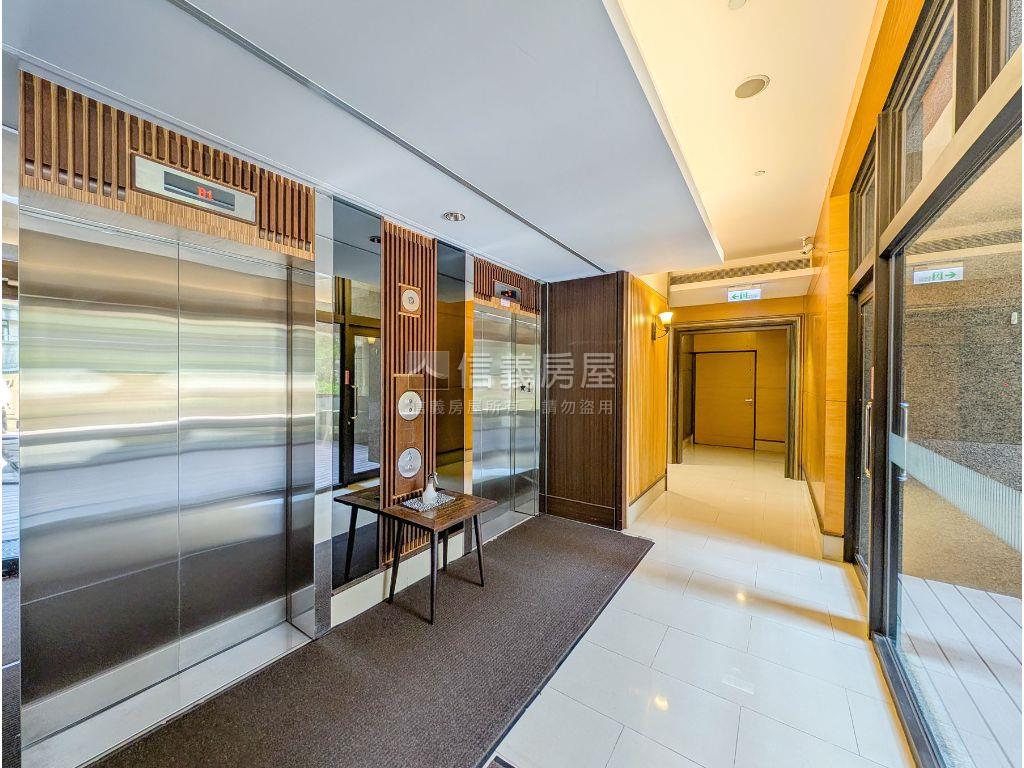 大衛營小領袖稀有釋出房屋室內格局與周邊環境