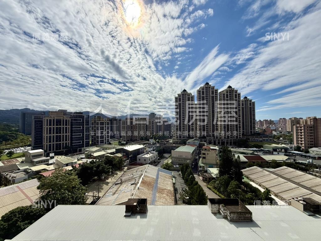 世界花園翱翔景觀大兩房房屋室內格局與周邊環境