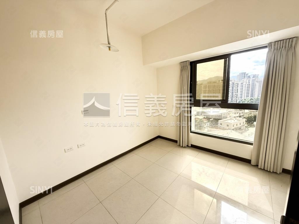 世界花園翱翔景觀大兩房房屋室內格局與周邊環境