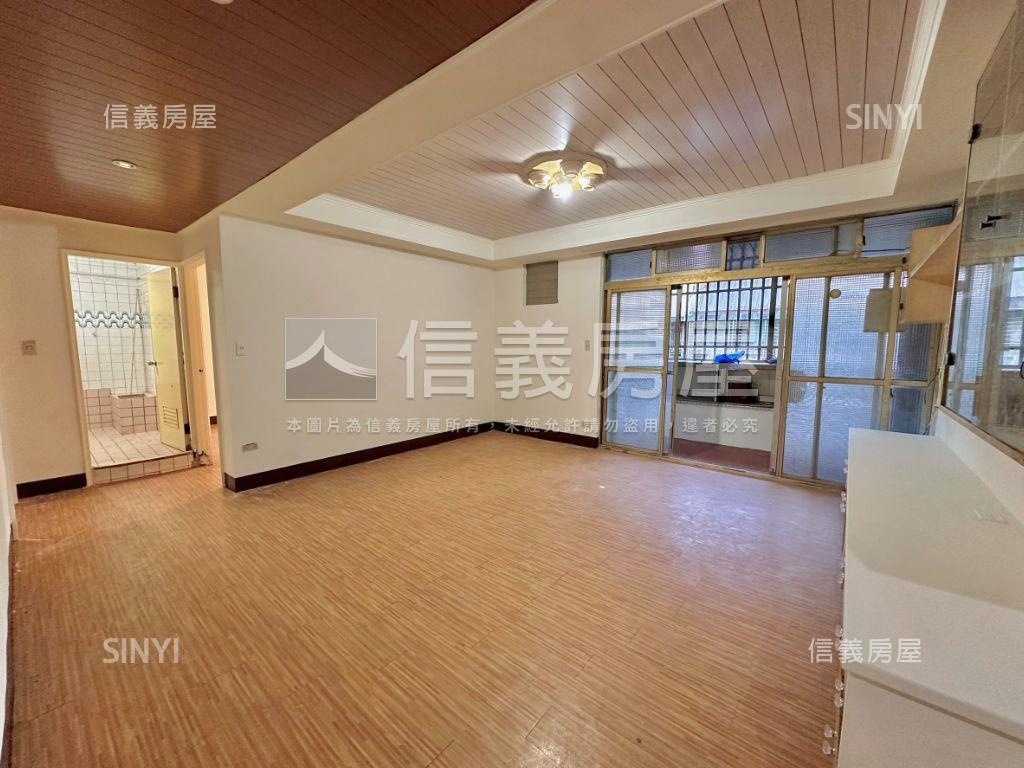 稀有樟樹一路機能方正頂加房屋室內格局與周邊環境