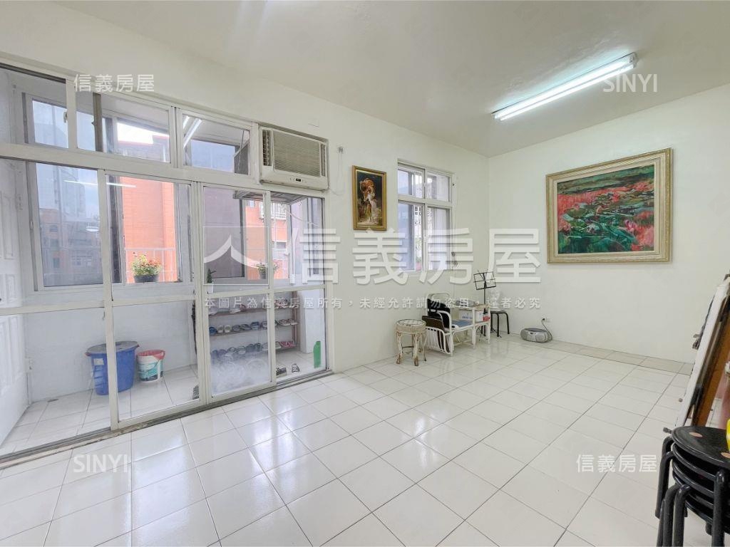 海山學區方正四樓頂加房屋室內格局與周邊環境