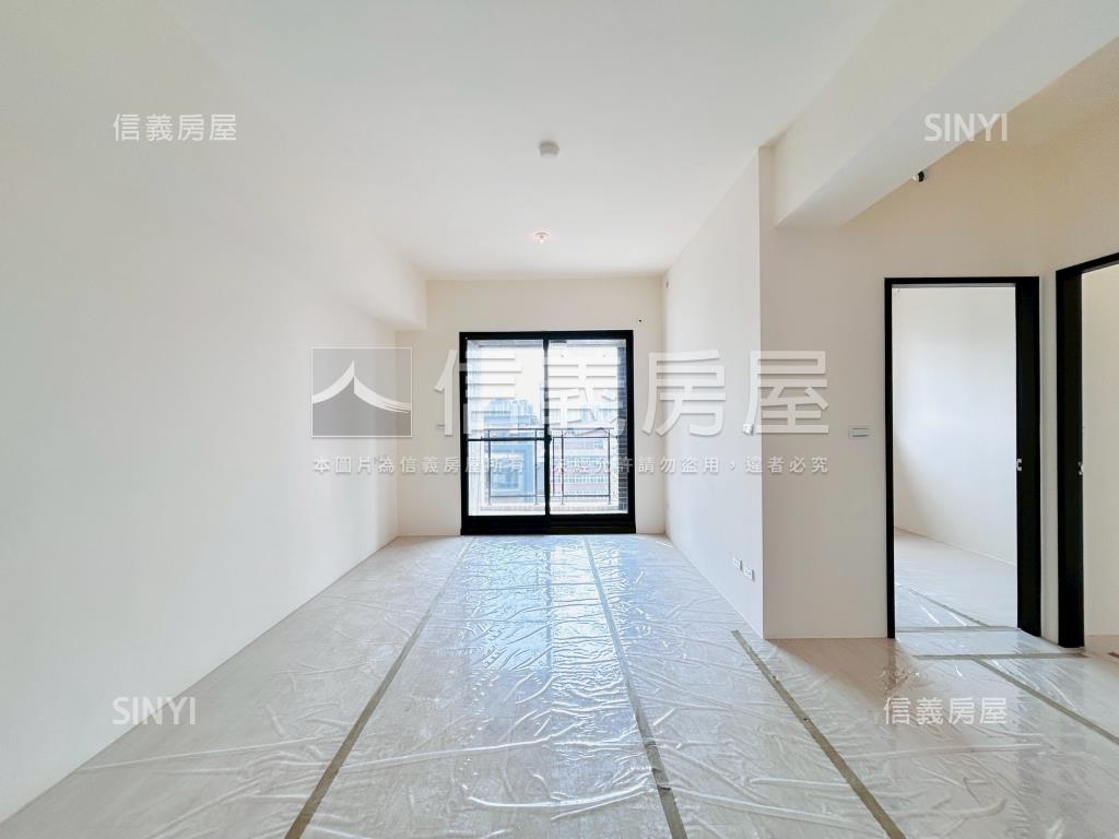 青埔晶采學三房車位房屋室內格局與周邊環境