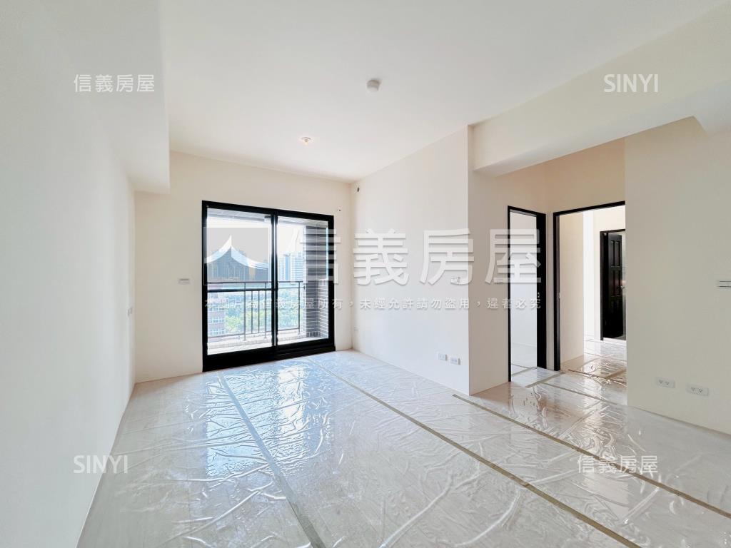 青埔晶采學三房車位房屋室內格局與周邊環境