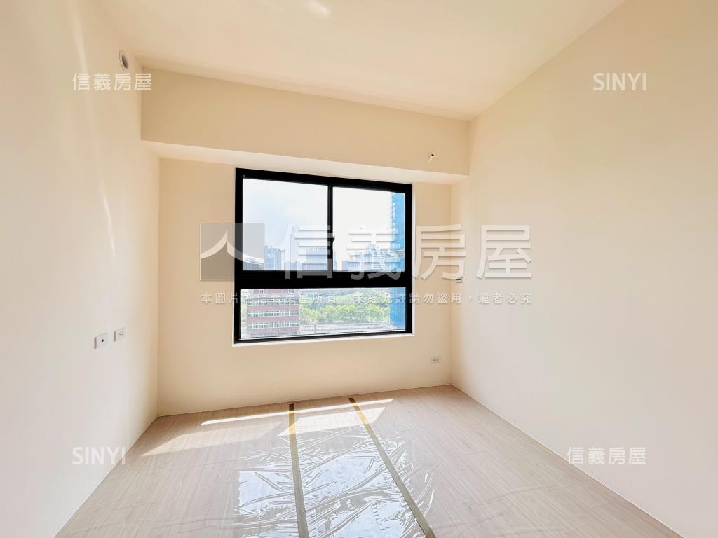 青埔晶采學三房車位房屋室內格局與周邊環境