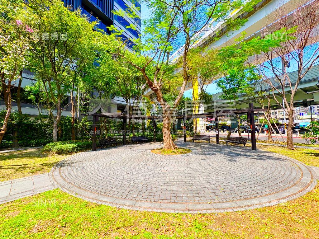 龍興辦公大空間房屋室內格局與周邊環境