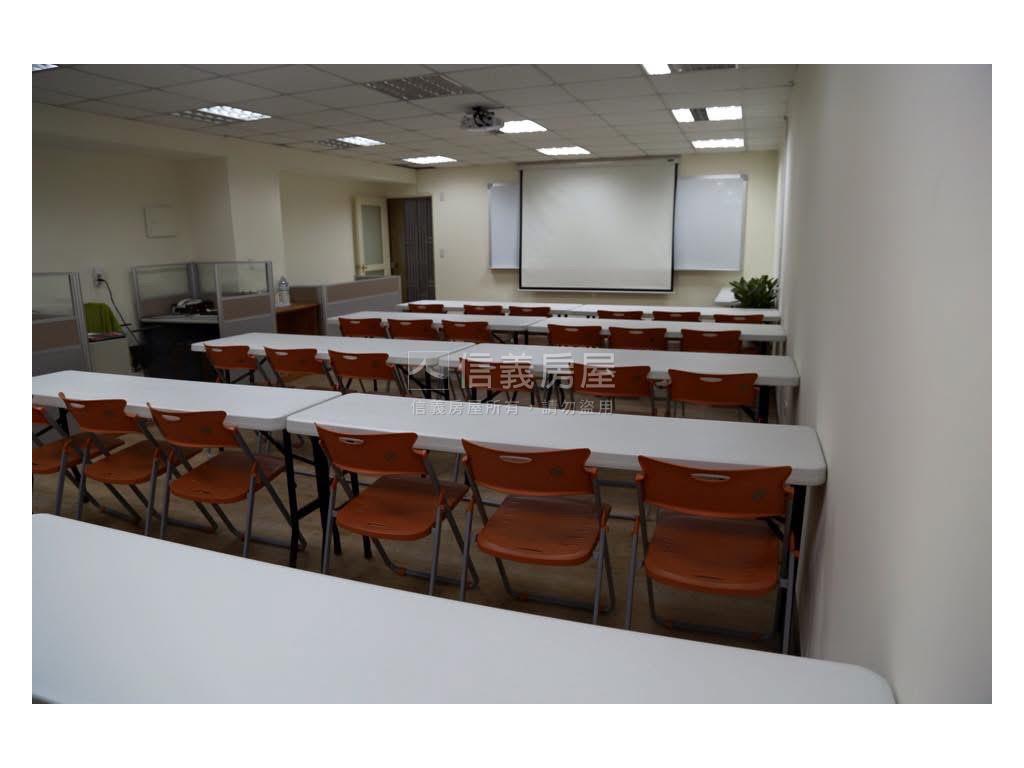 七張捷運美辦公房屋室內格局與周邊環境