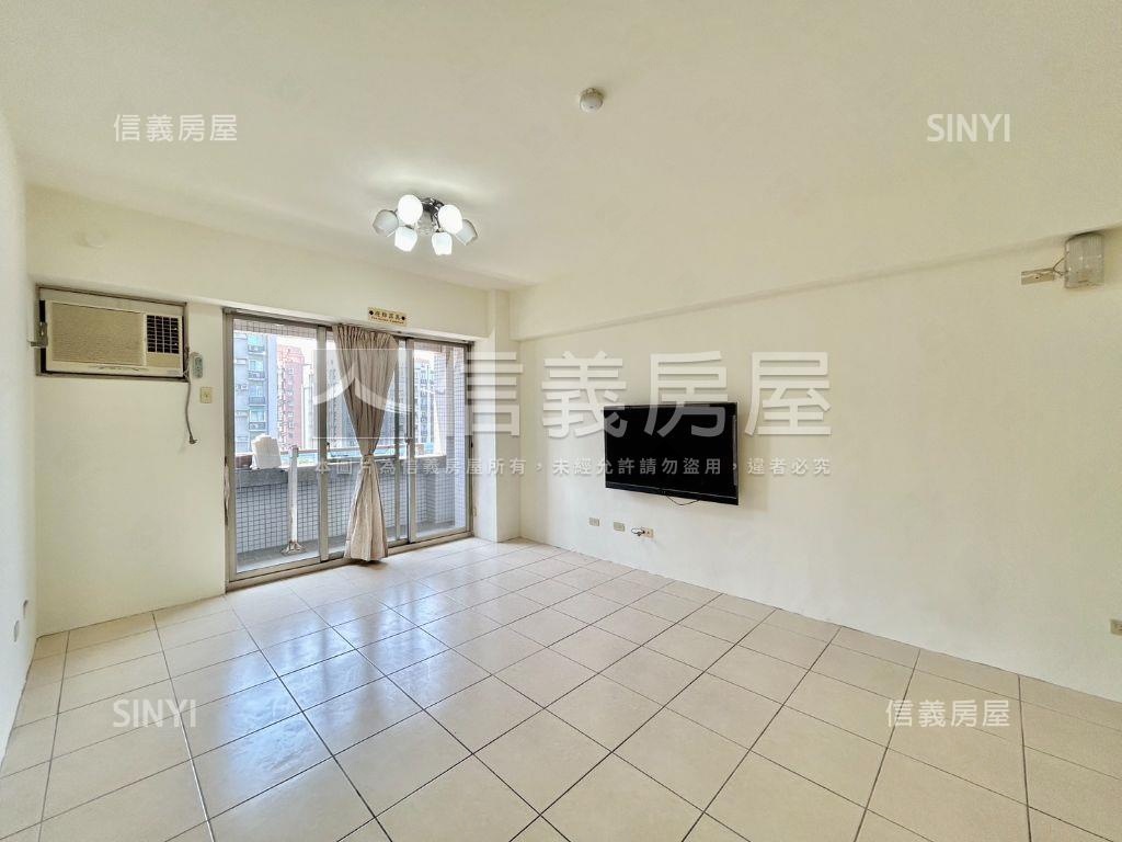 空一五區採光美四房房屋室內格局與周邊環境
