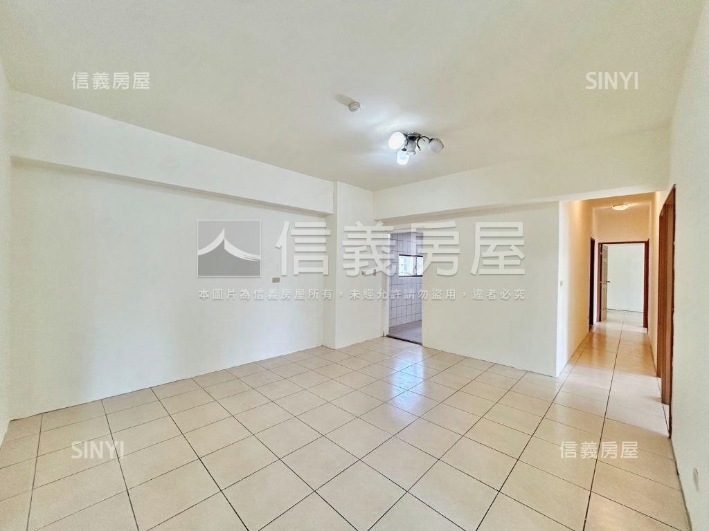 空一五區採光美四房房屋室內格局與周邊環境