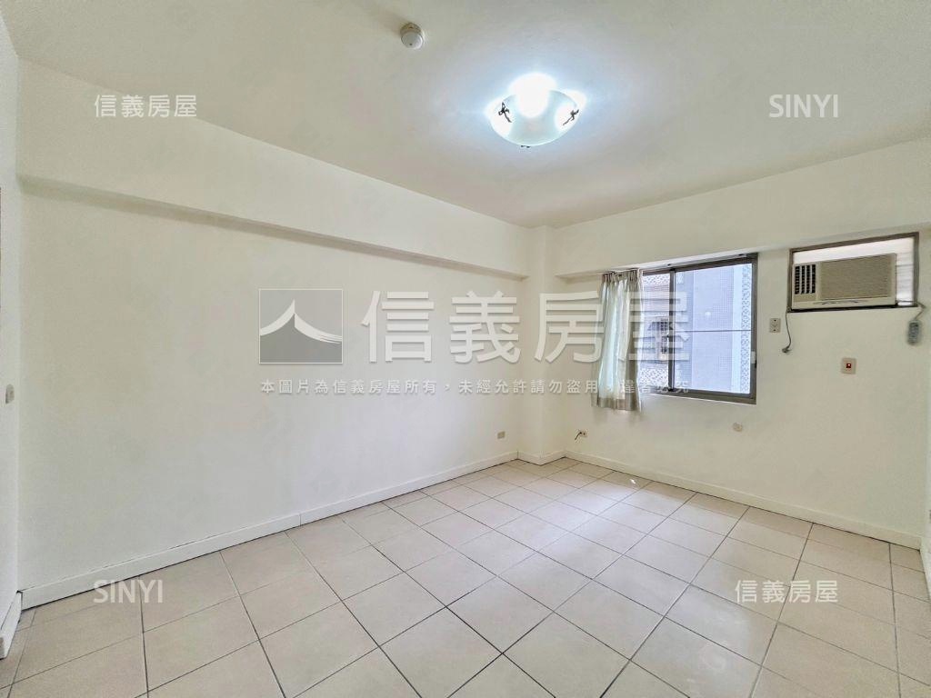 空一五區採光美四房房屋室內格局與周邊環境