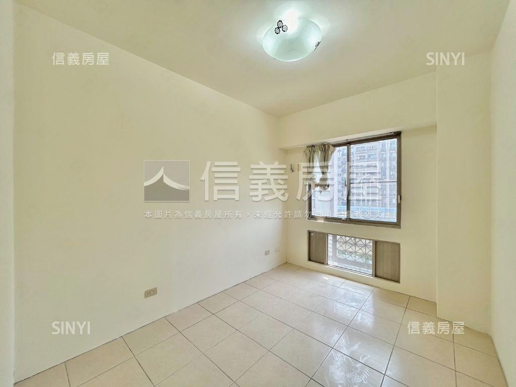 空一五區採光美四房房屋室內格局與周邊環境