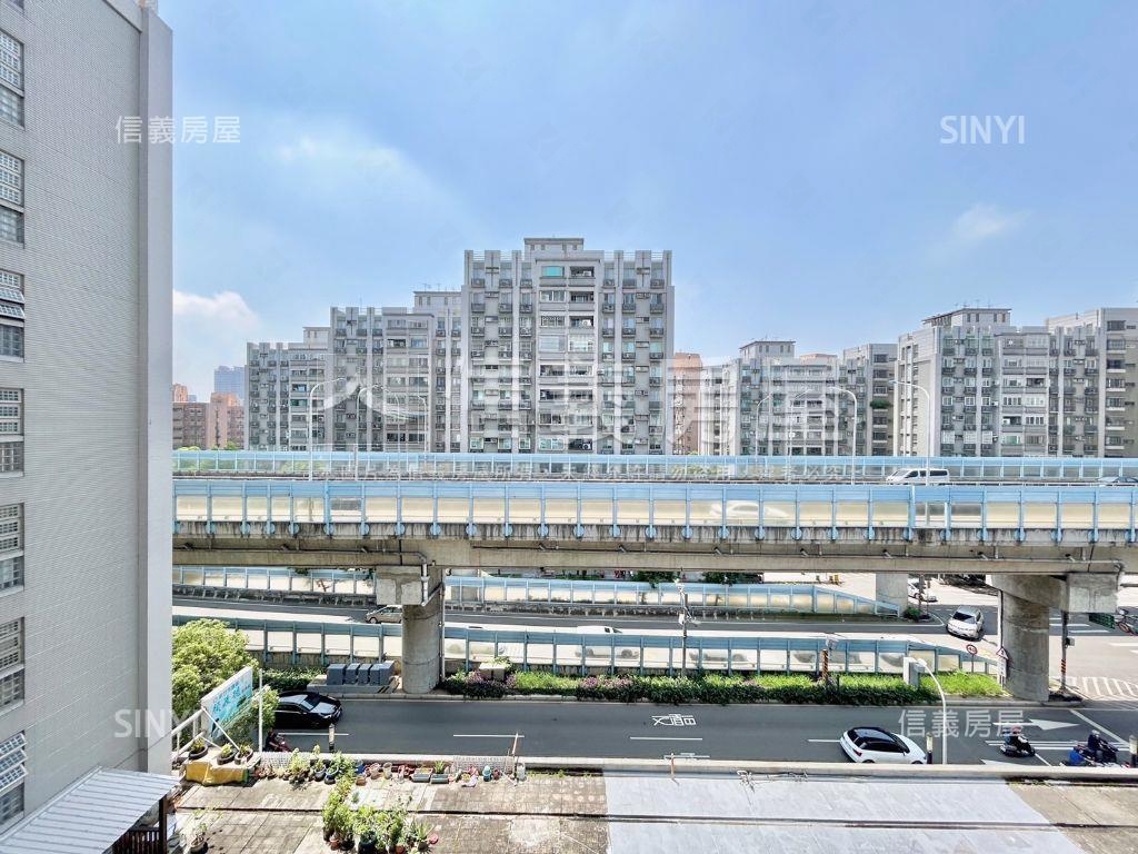 空一五區採光美四房房屋室內格局與周邊環境