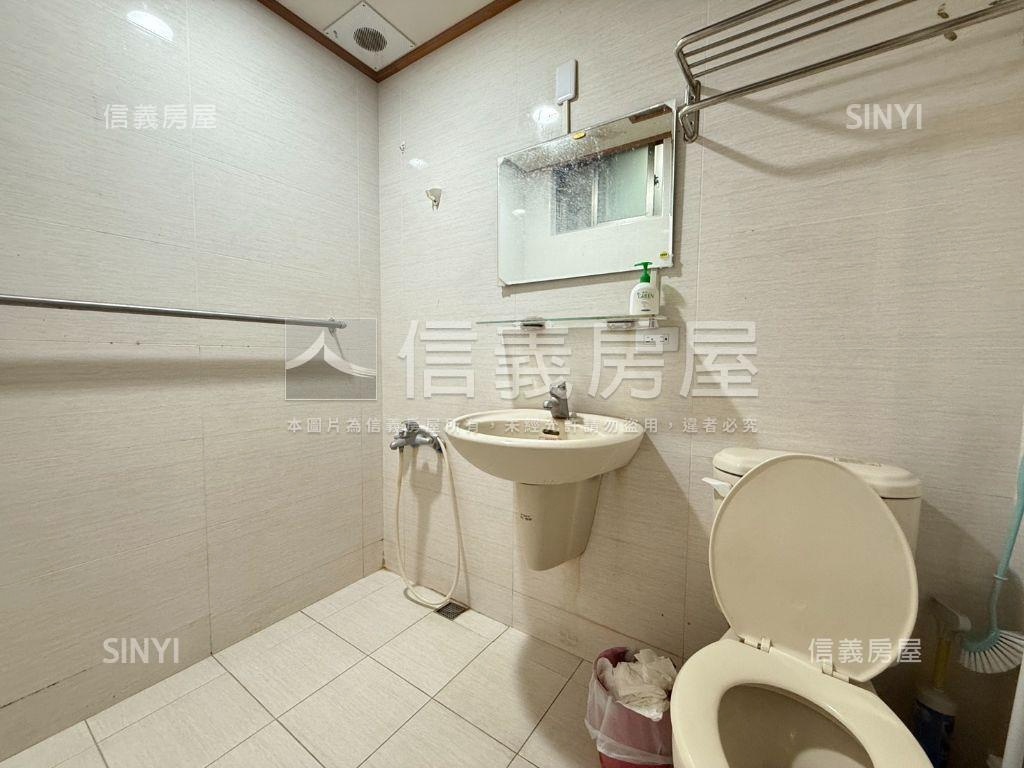 雷中街大面寬別墅房屋室內格局與周邊環境