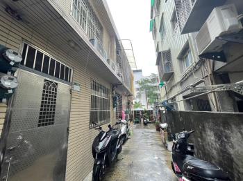 近新濱町鼓山國小旁美透天