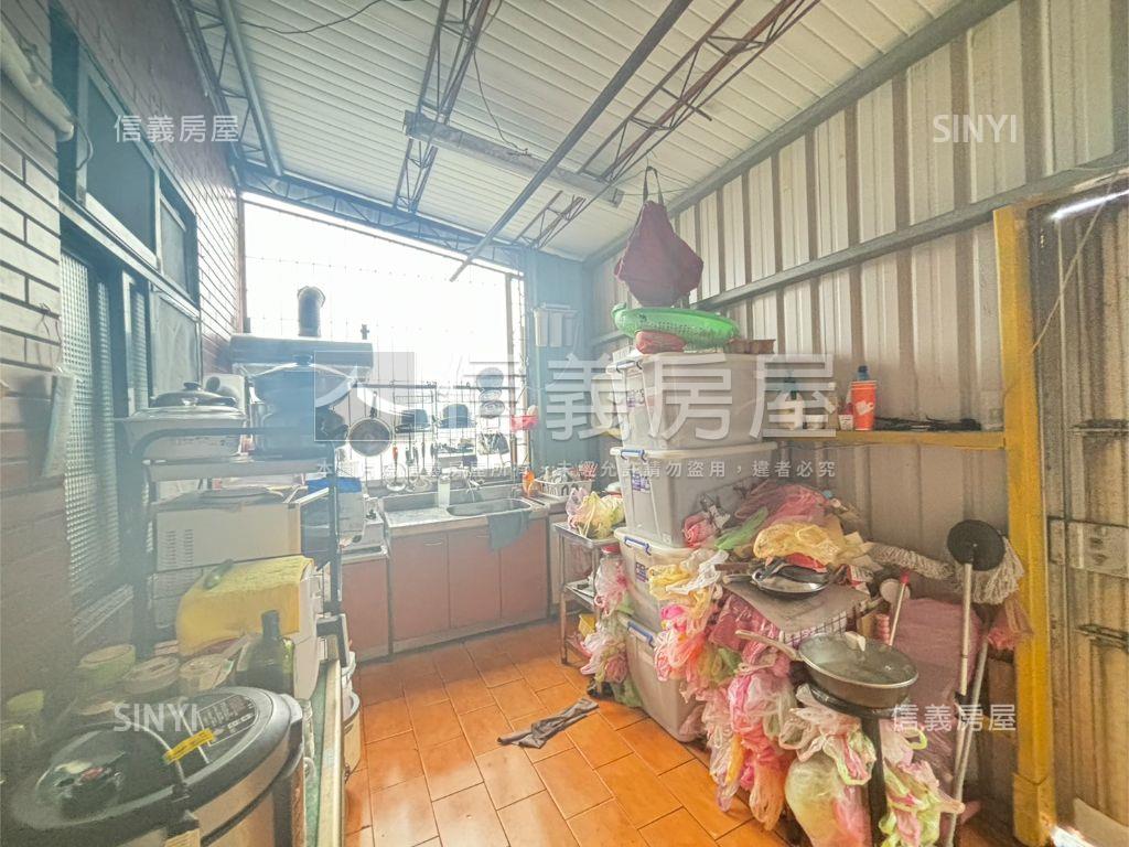 正義北天臺生活機能強透天房屋室內格局與周邊環境