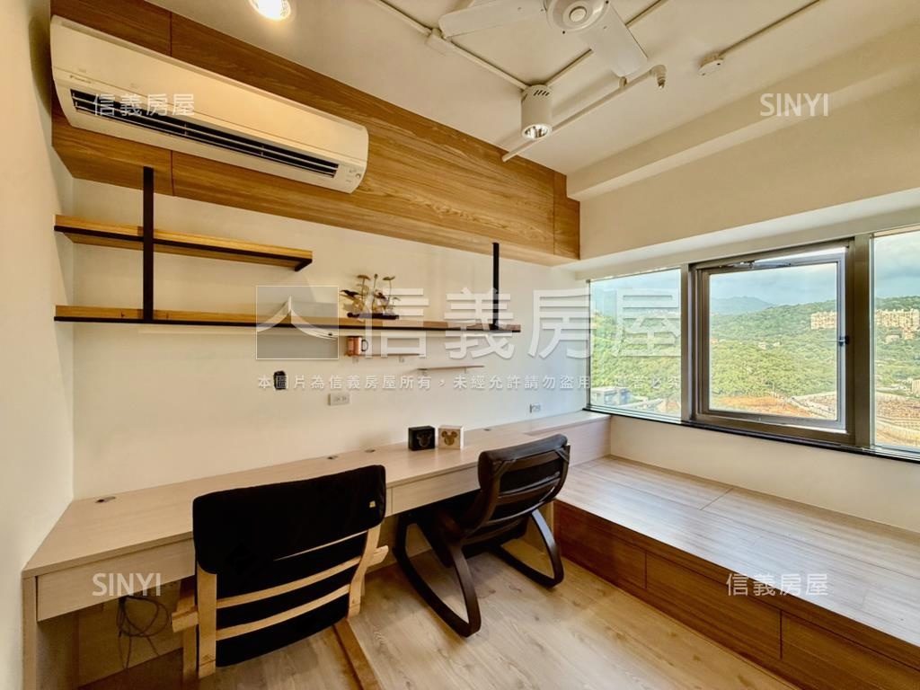 山景‧南加州‧標準樓中樓房屋室內格局與周邊環境