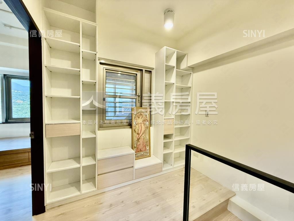 山景‧南加州‧標準樓中樓房屋室內格局與周邊環境