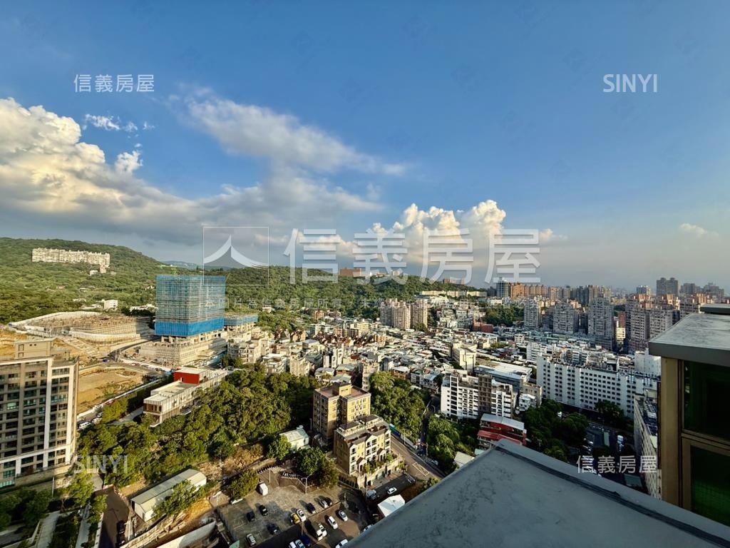 山景‧南加州‧標準樓中樓房屋室內格局與周邊環境