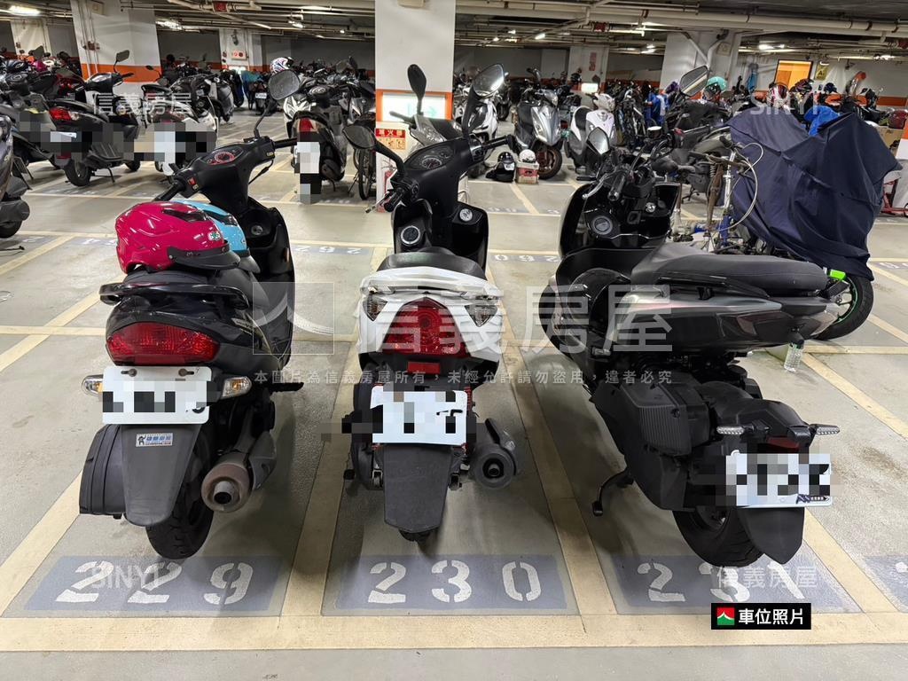 山景‧南加州‧標準樓中樓房屋室內格局與周邊環境