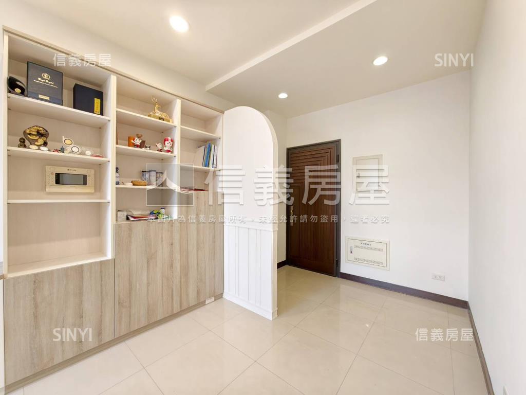 ㊣橡園撰㊣電梯二房車位房屋室內格局與周邊環境