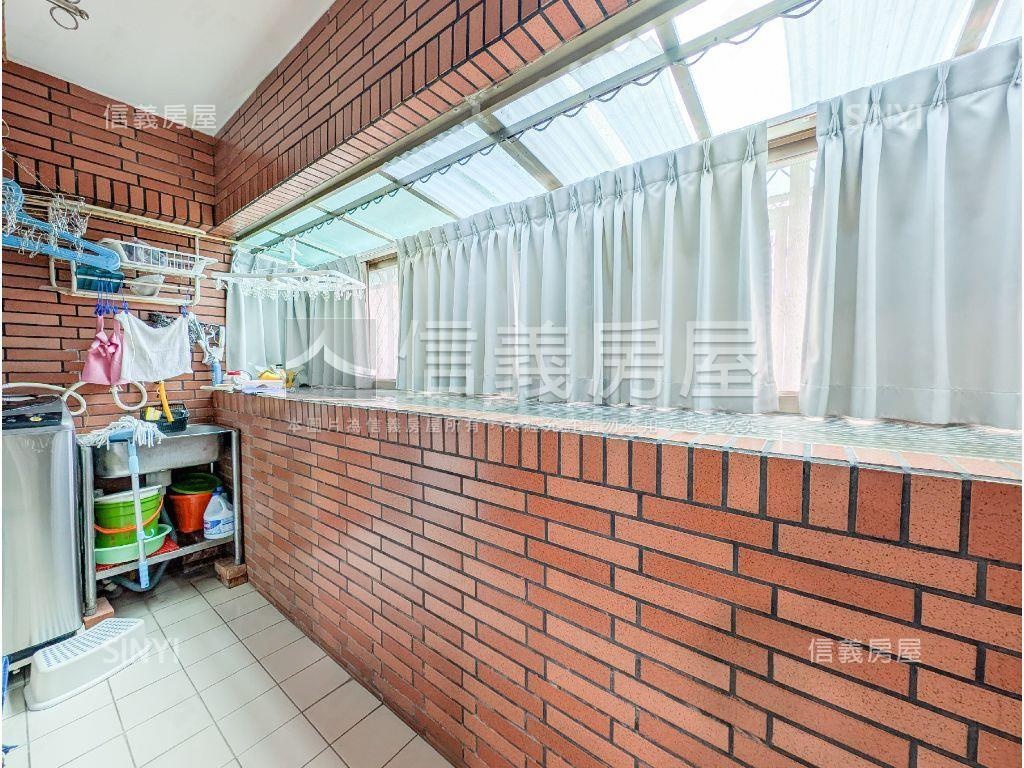 四季花香四房加車位房屋室內格局與周邊環境