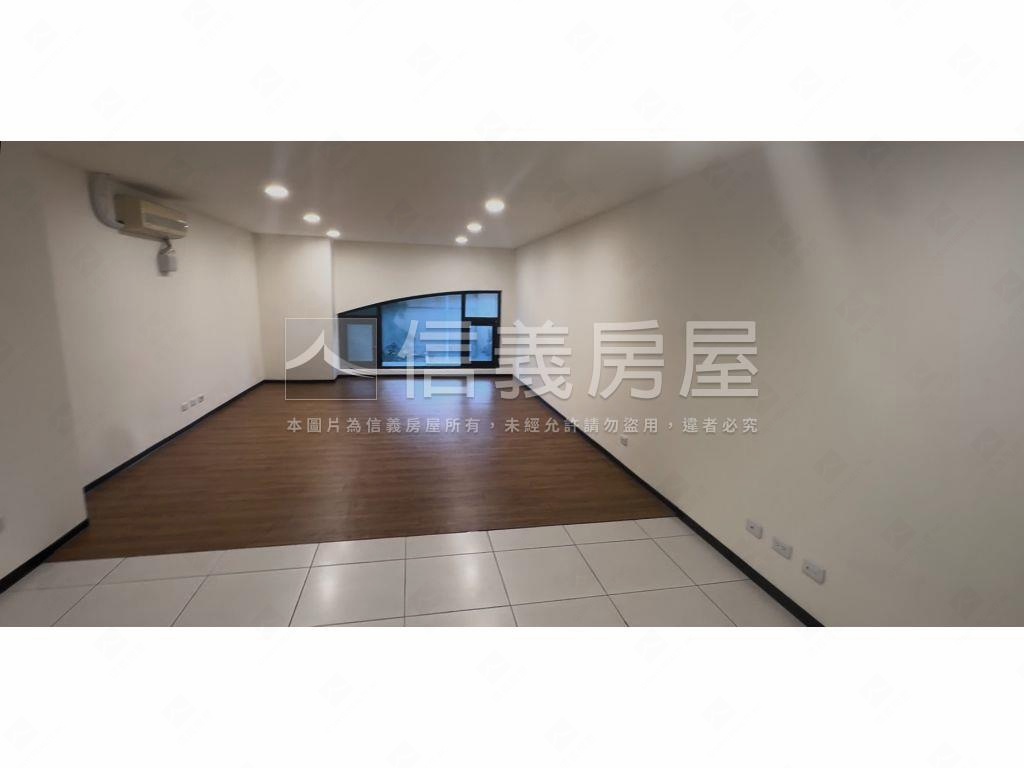 鼎藏大硯２店面附車位房屋室內格局與周邊環境