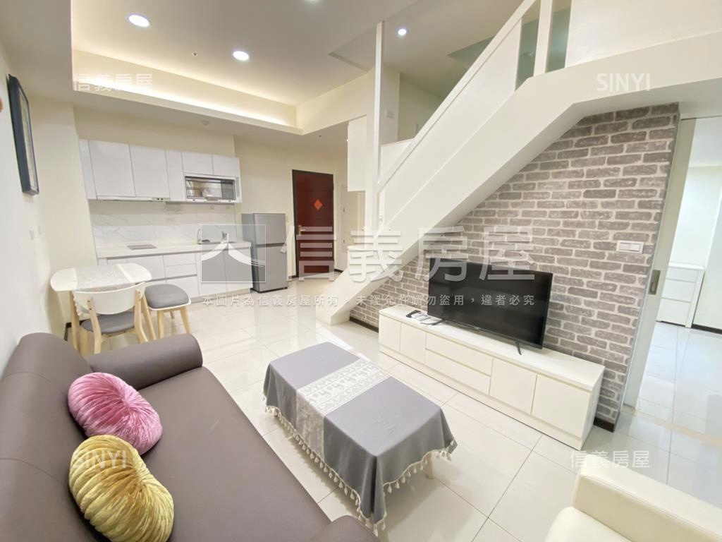 近一中商圈微笑雲品美裝潢房屋室內格局與周邊環境