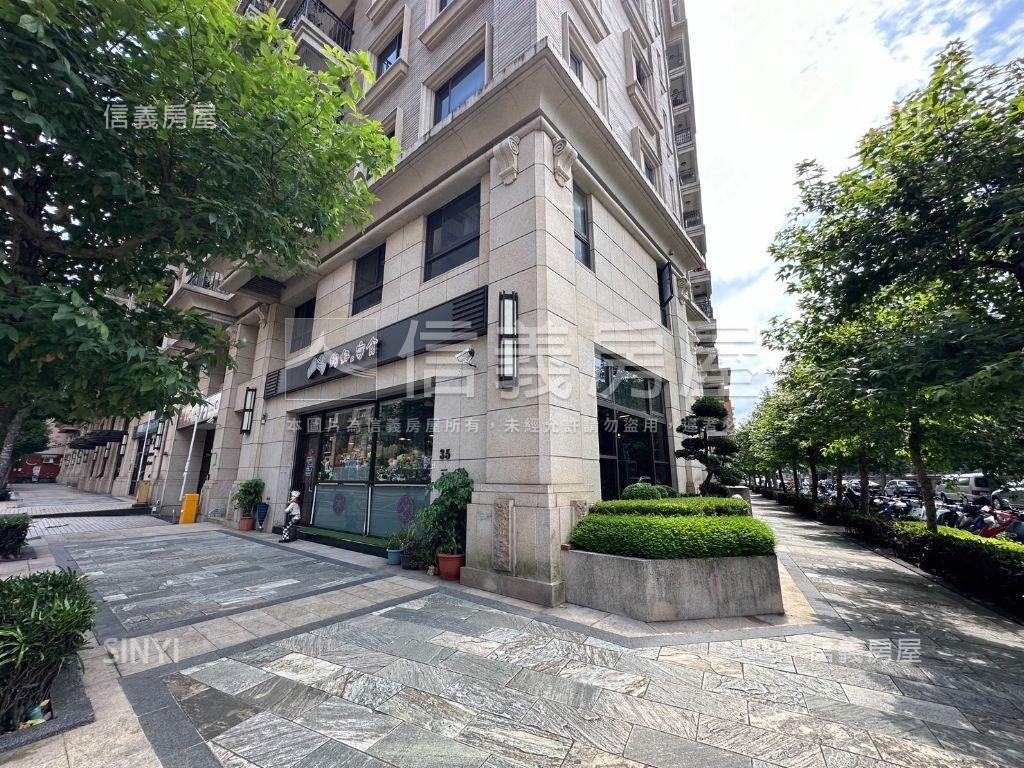 近日月光三角窗店面房屋室內格局與周邊環境
