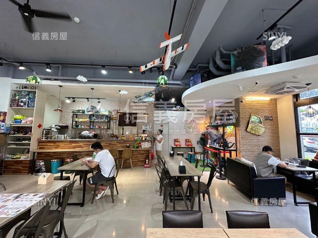 近日月光三角窗店面房屋室內格局與周邊環境