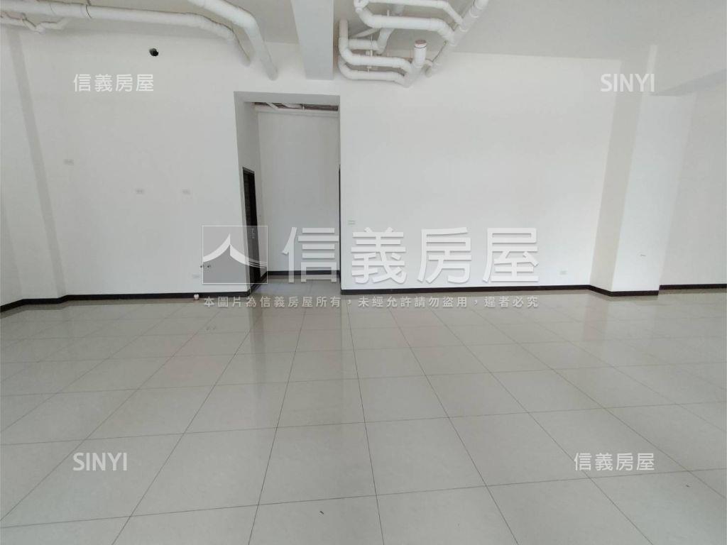 過嶺優質大面寬店面房屋室內格局與周邊環境
