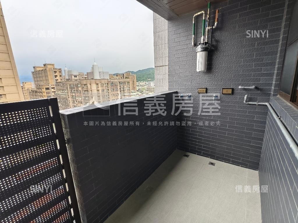 獨家新向三房加車位房屋室內格局與周邊環境