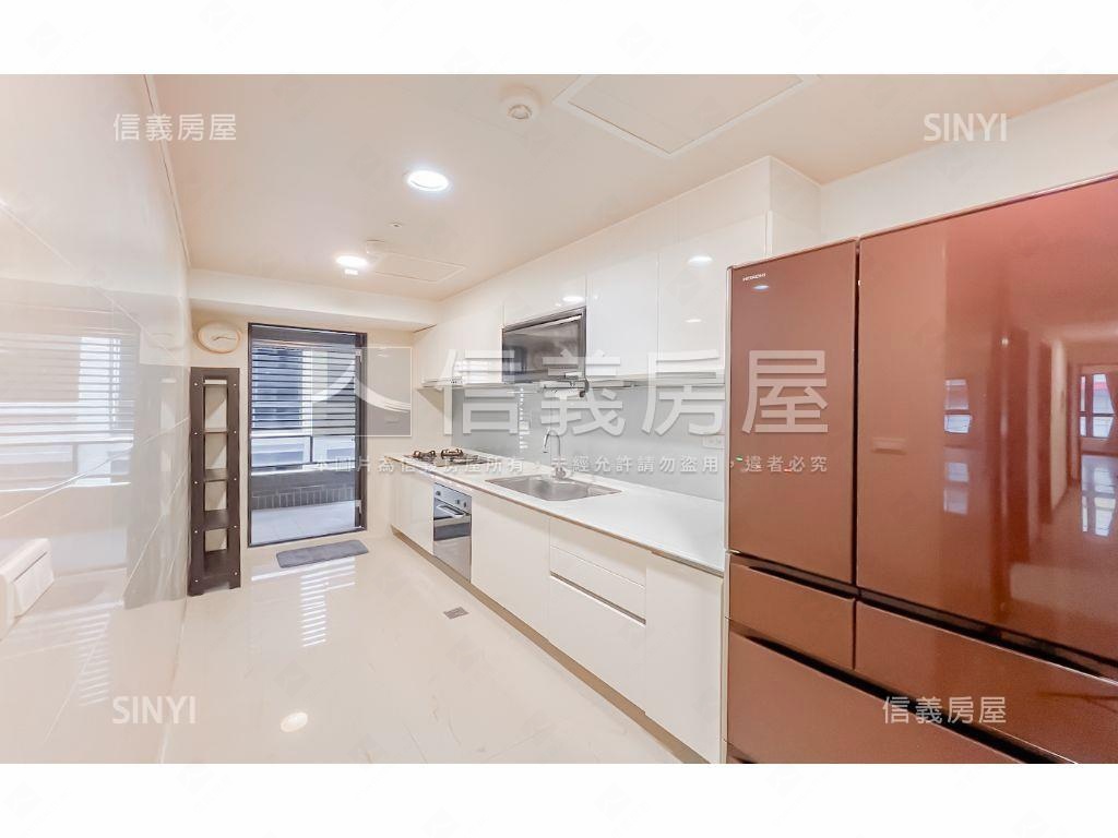 新光旁＜免四千萬＞大四房房屋室內格局與周邊環境