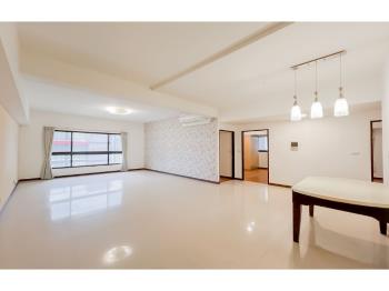 新光旁＜免四千萬＞大四房