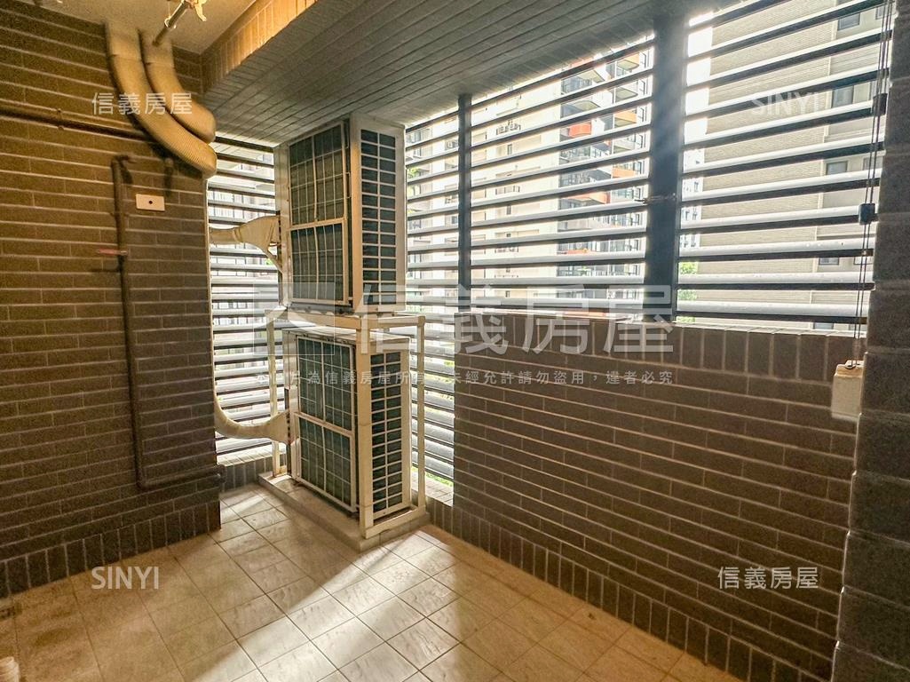 鼎宇森風景首排未住過豪邸房屋室內格局與周邊環境