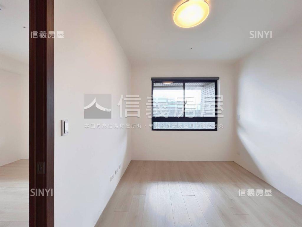 Ａ７富宇上城３房車位房屋室內格局與周邊環境