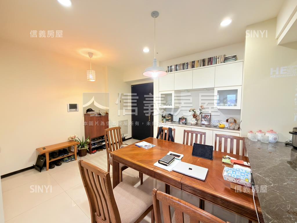 明日軸朝南視野四房房屋室內格局與周邊環境