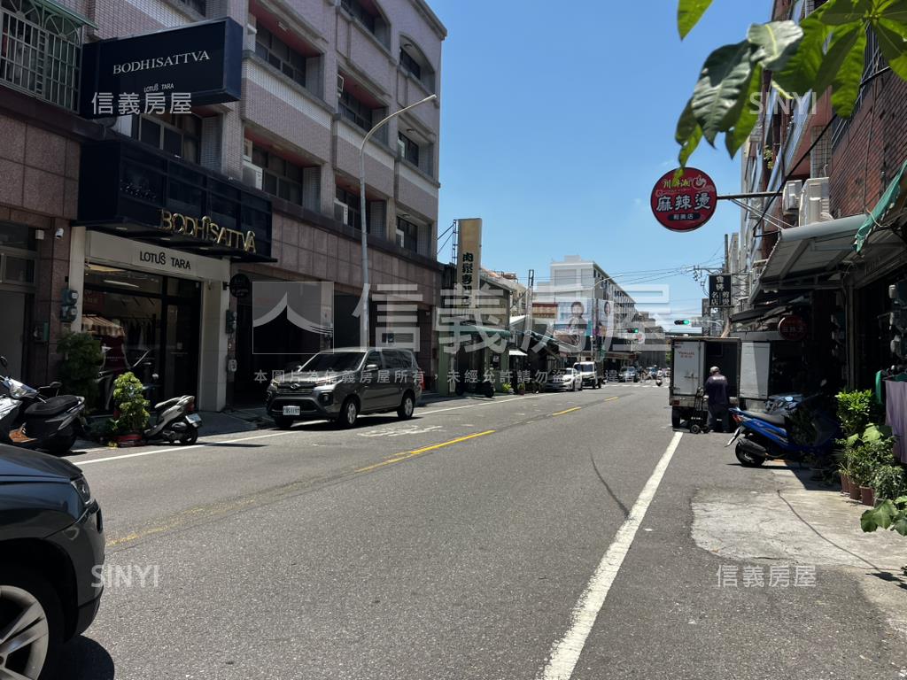 和美市區約３０坪土地房屋室內格局與周邊環境