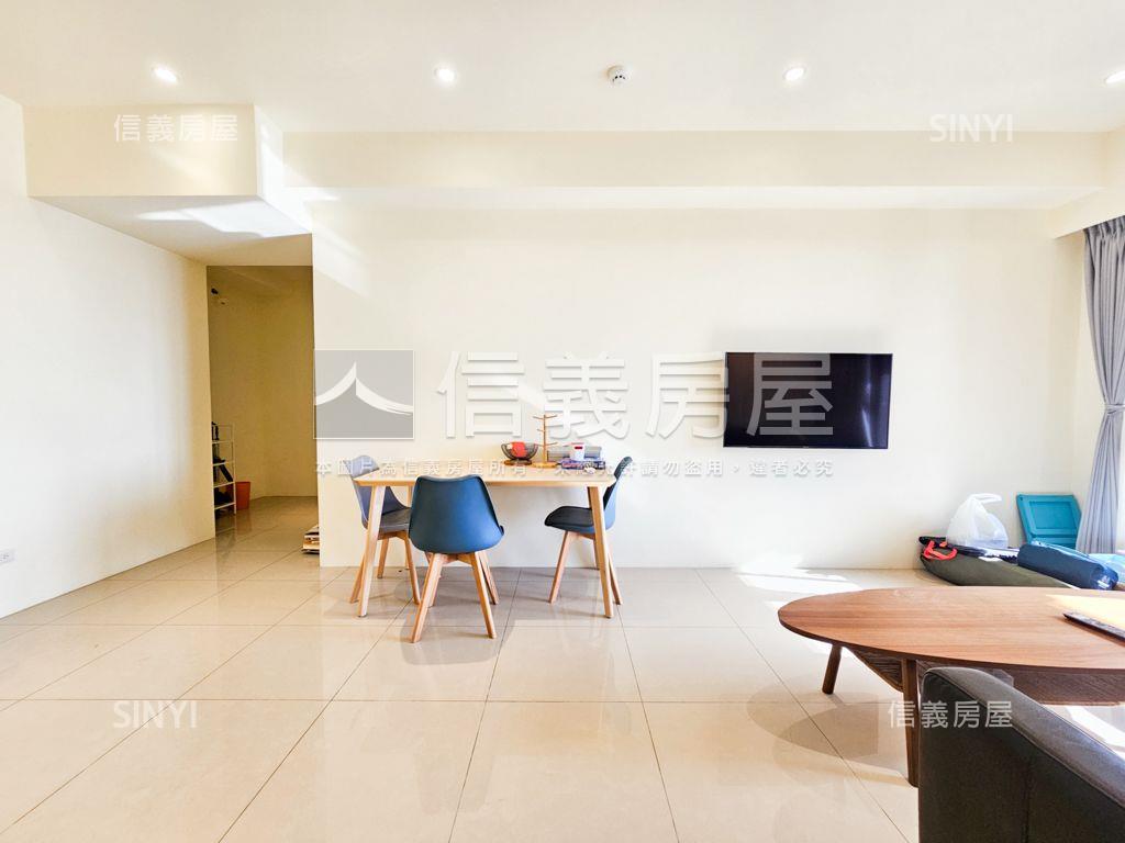 專任桃大誠。高樓三房車位房屋室內格局與周邊環境