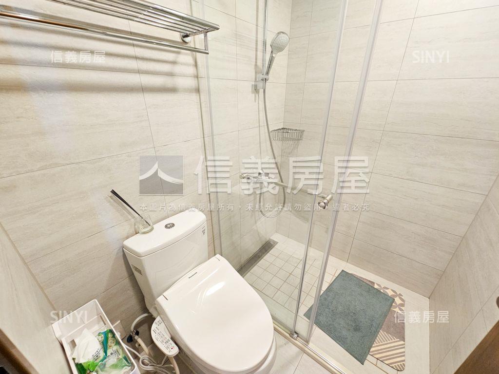 專任桃大誠。高樓三房車位房屋室內格局與周邊環境