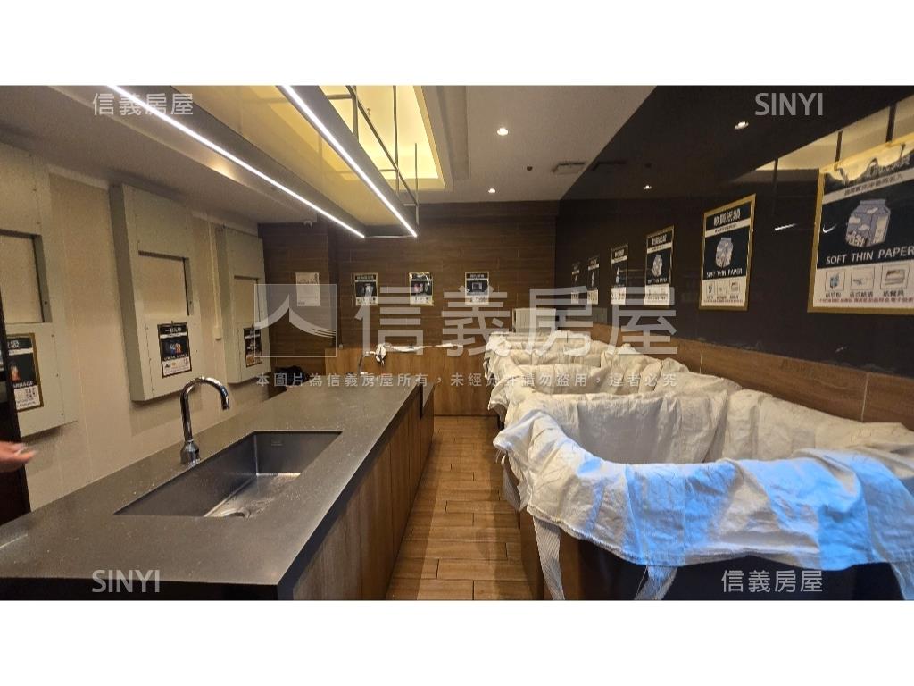 專任桃大誠。高樓三房車位房屋室內格局與周邊環境