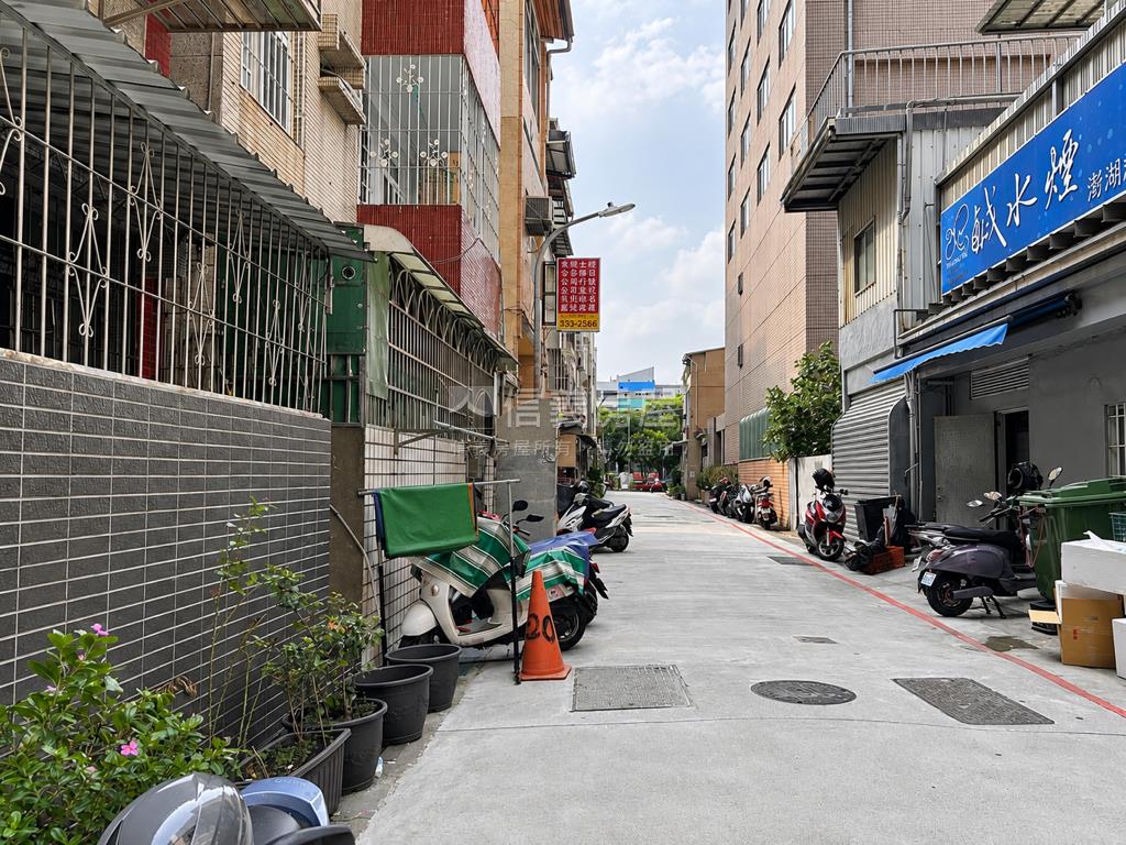 亞灣面寬８米公寓一樓房屋室內格局與周邊環境