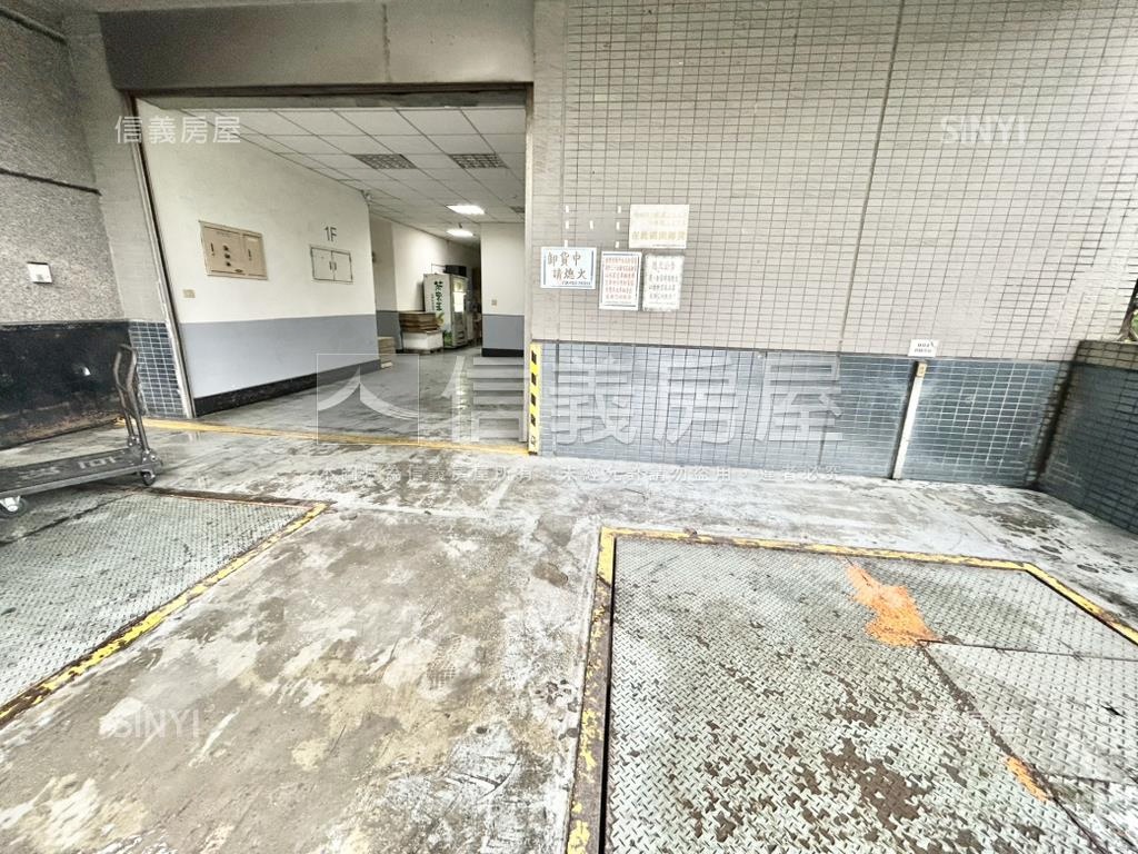 中原捷運站ＭＩＴ三期廠辦房屋室內格局與周邊環境