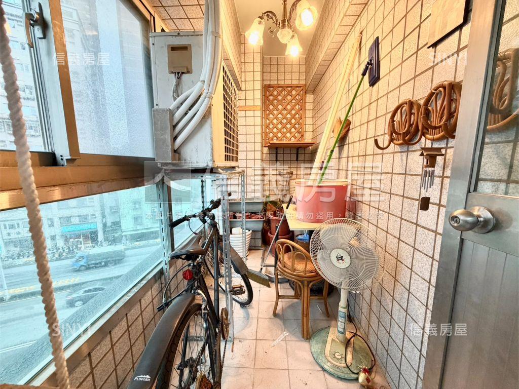 近捷運棟樑商業辦公室房屋室內格局與周邊環境
